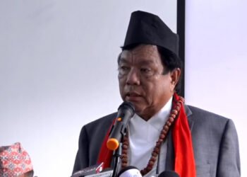 सर्को ताने पनि केही छैन, तर तानेको बेलामा केही पनि नबोल्नु र नलेख्नु : शिक्षामन्त्री