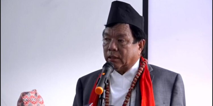 सर्को ताने पनि केही छैन, तर तानेको बेलामा केही पनि नबोल्नु र नलेख्नु : शिक्षामन्त्री