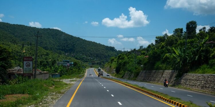 पृथ्वीराजमार्ग दैनिक चार घण्टा  बन्द
