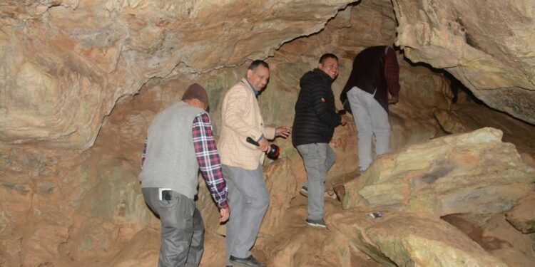 सिद्धगुफाको प्रवर्द्धन गर्दै बन्दीपुर गाउँपालिका