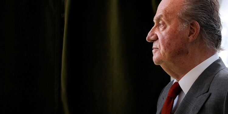 निर्वासित स्पेनी राजाको संस्मरणले फ्रान्कोबारे नयाँ बहस चर्कायो