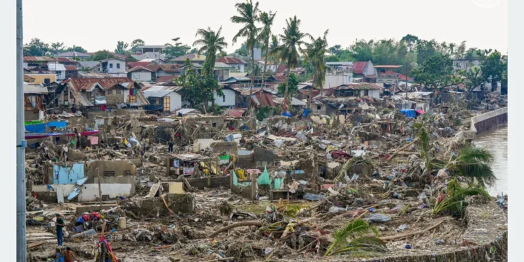 सुपर टाइफुन ‘फङ–वोङ’को प्रहारअघि नै फिलिपिन्समा करिब १० लाख नागरिक विस्थापित