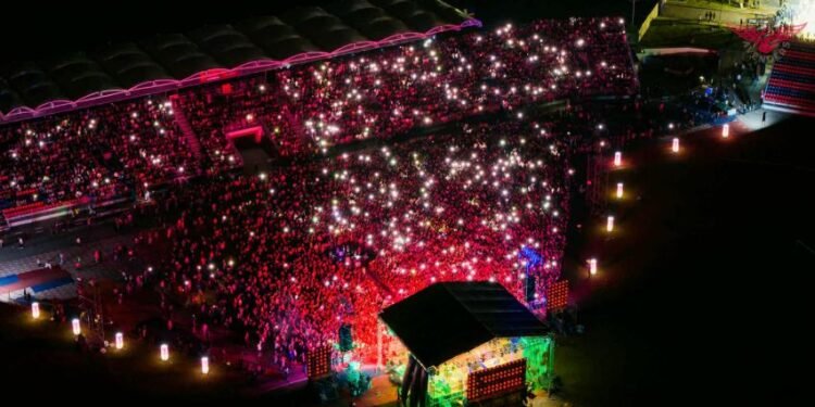 पोखरा रङ्गशालामा नेपथ्यको भब्य कार्यक्रम, विशाल दर्शकसँग खेलकुद र सङ्गीतको अनुपम साँझ