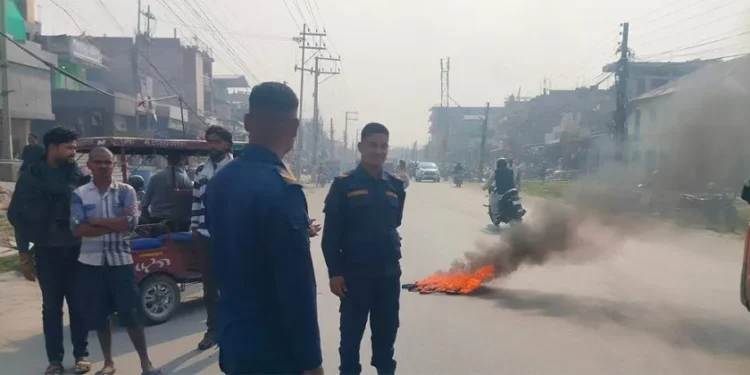 महेश बस्नेतको विरोधमा दुहबीमा पनि प्रदर्शन