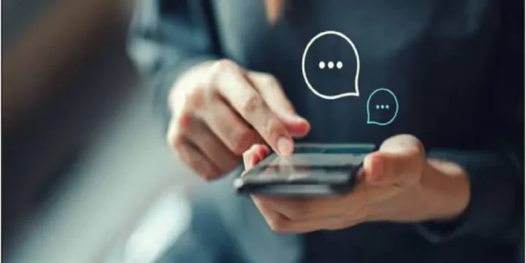 सावधान ! फोनमा लुकेका एपहरूले तपाईंको फोटो र वालेटको विवरण चोर्न सक्छन्