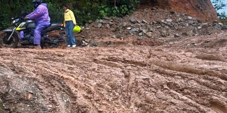 सिल्मी–ठुलीपोखरी–कार्कीनेटा सडक जोखिमपूर्ण