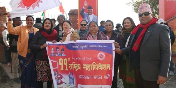 एमाले महाधिवेशन : सल्लाघारीमा जुट्न थाले प्रतिनिधिहरू (तस्बिरहरू)