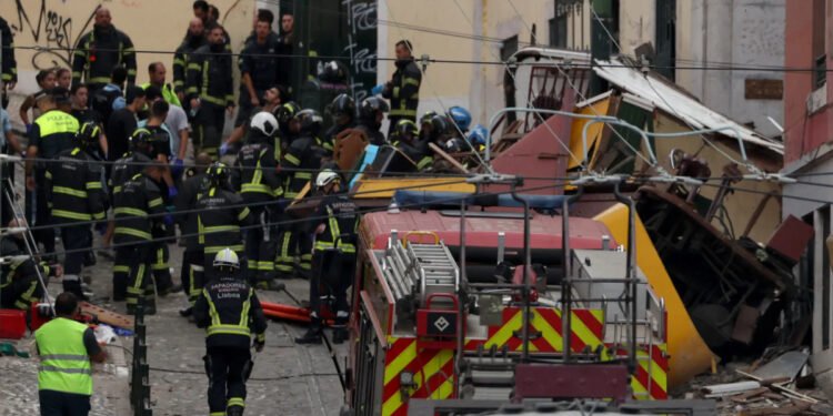 पेरूमा रेल दुर्घटना: एक जनाको मृत्यु, ४० भन्दा बढी घाइते,उद्धार जारी