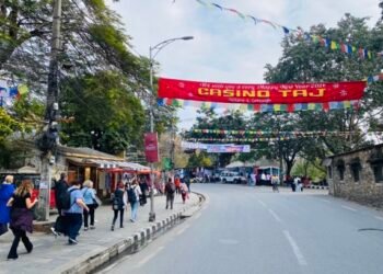 नयाँ वर्षको स्वागतमा व्यग्र पोखरा