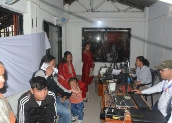 पालिकाबाट राष्ट्रिय परिचयपत्र वितरणहुँदा सेवाग्राहीलाई सहज