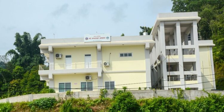 थर्पु अस्पतालमा आँखा उपचार सेवा सुरु हुने