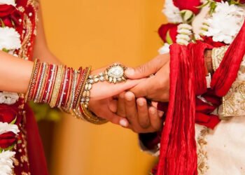 सामाजिक सञ्जालमा प्रेम गरी भारतीयसँग बिहे, जोखिममा नेपाली युवती