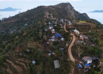 मनमोहक तनहुँको दुबुङ गाउँ