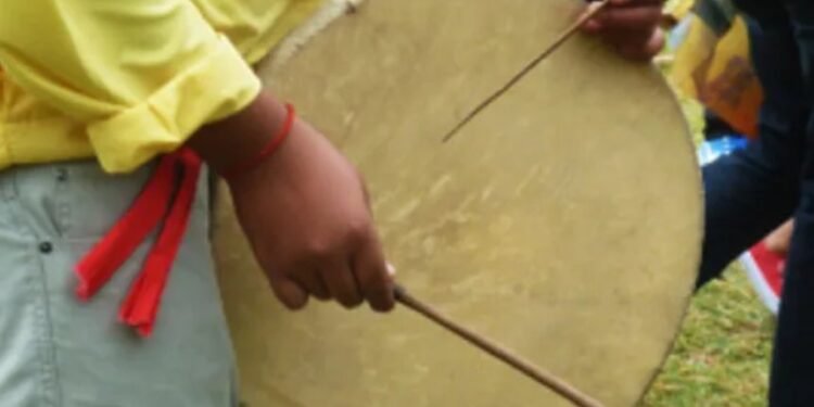 आधुनिकताको कोलाहलमा हराउँदै ‘डफला’बाजा