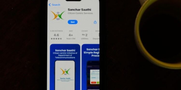 सरकारी एप प्रीलोड आदेशले भारतमा गोपनीयता चिन्ता बढायो
