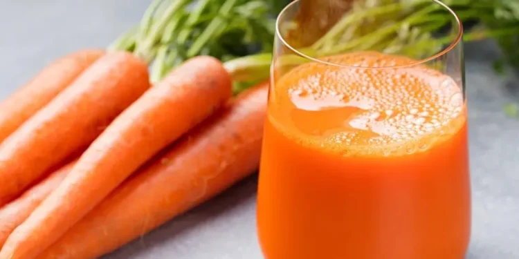 गाजर र पालुंगोको रस दिनदिनै पिउँदा यस्ता समस्याहरु हटेर जान्छ !
