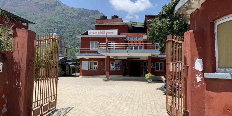 तनहुँ जिल्ला प्रशासन : तीन महिनामा रु एक करोड राजस्व सङ्कलन, ४३४ गुनासा फछ्र्यौट