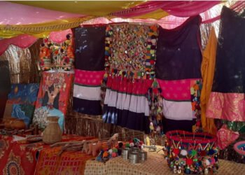 लोकसंस्कृति जगेर्ना गर्न ‘थारू कला प्रदर्शनी घर’