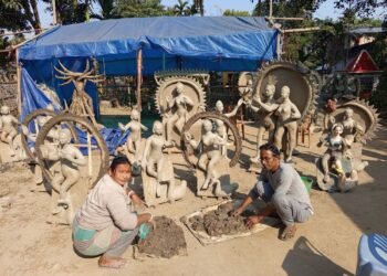 माटोबाट मूर्ति बनाउने परम्परागत पेसा सङ्कटमा