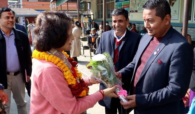 स्वास्थ्य बिमामा तीनै तहका सरकारको लगानी आवश्यकः मन्त्री गौतम