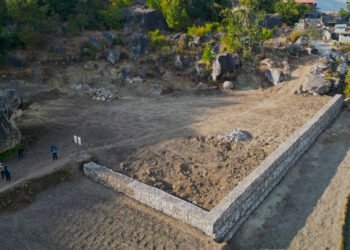 चन्दा सङ्कलन गरेर खेलमैदानका लागि जमिन किनियो