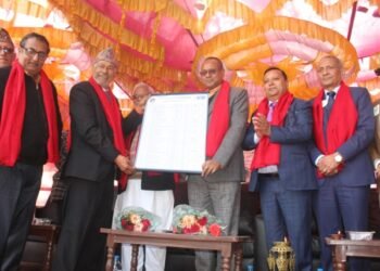 आँखा उपचार केन्द्रलाई दुई करोड बढीको उपकरण हस्तान्तरण