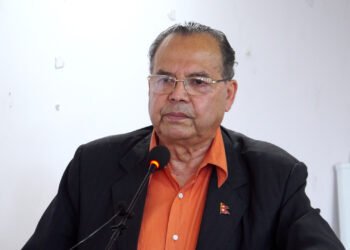 झलनाथले दिए नेकपा फुट्न सक्ने चेतावनी