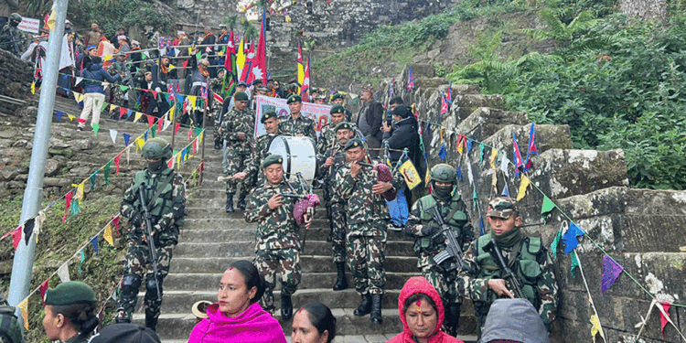 गोरखा-काठमाडौँ एकीकरण पदमार्गमा सेनाको पदयात्रा सुरु