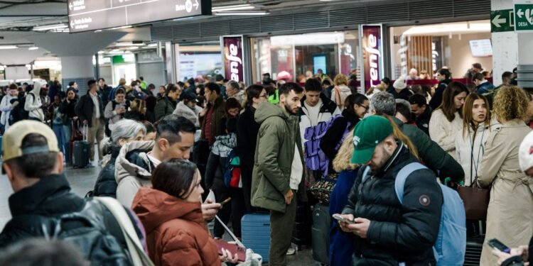 स्पेनमा उच्चगति रेल दुर्घटना, २१ जनाको मृत्यु