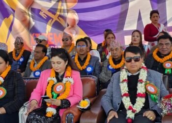 ‘निजी क्षेत्रका एजेण्डालाई प्राथमिकता दिइयोस्’