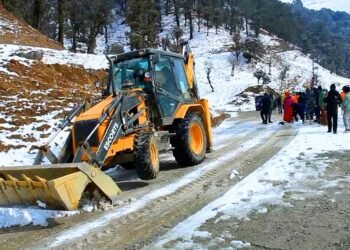 हिमपातले अवरुद्ध कागबेनी–मुक्तिनाथ सडक सञ्चालन