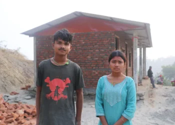जन्मदर्ता नहुँदाको पीडा भोग्दै १७ वर्षीय विवेक