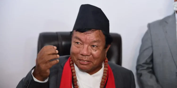 देशको अर्थतन्त्र नसुध्रिएसम्म शिक्षामन्त्री पुन विदेश भ्रमणमा जान अनिच्छुक