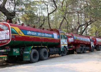 पेट्रोलियम पदार्थ आयात निरन्तर उकालो