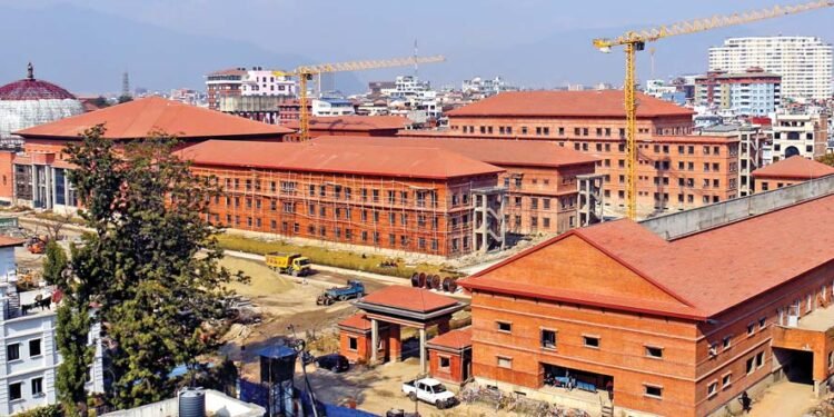 निर्वाचन नजिकिँदै गर्दा संसद् भवन अन्योल, नयाँ भवन अझै अपूरो