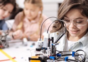 विज्ञानमा महिला तथा बालिकाको सहभागिता बढाउनुपर्नेमा जोड