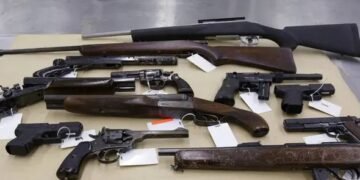 बागलुङमा ३८ दिनमा इजाजत प्राप्त ५९ थान बुझाइए हातहतियार