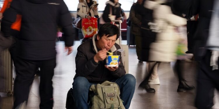 नयाँ वर्षले चीनमा यात्राको रेकर्ड तोड्ने सङ्केत