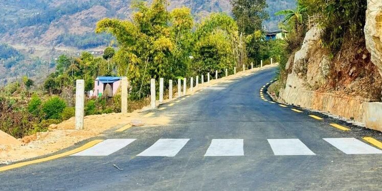 ट्रयाक खुलेको २६ वर्षपछि सडक कालोपत्र