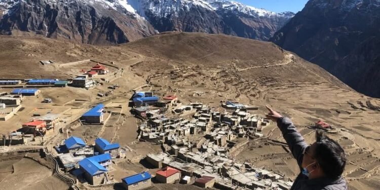 मनाङका केही मतदान केन्द्रको अनुगमनमा समस्या