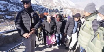 प्रधानमन्त्री कार्कीद्वारा मुक्तिनाथको दर्शन, निर्वाचन सफल पार्न निर्देशन