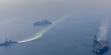 इरान नजिकै अमेरिकी युद्धपोत र लडाकु विमान तैनाथ