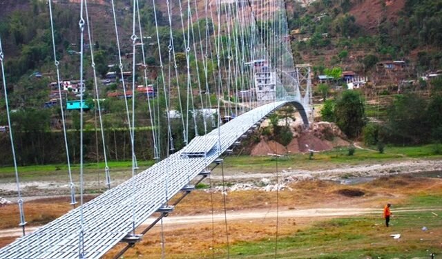 पाँच महिनाअगावै निर्माण सम्पन्न भयो झोलुङ्गे पुल