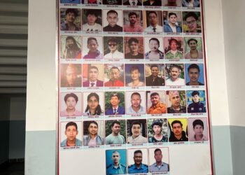 मन्त्रालयका भित्तामा सुशासन कुरिरहेका योद्धाहरु