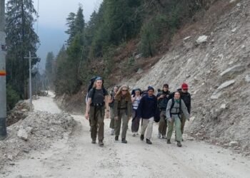 मतदाता गाउँ फर्किएसँगै पर्यटकको आगमन पनि बढ्दै