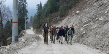 मतदाता गाउँ फर्किएसँगै पर्यटकको आगमन पनि बढ्दै