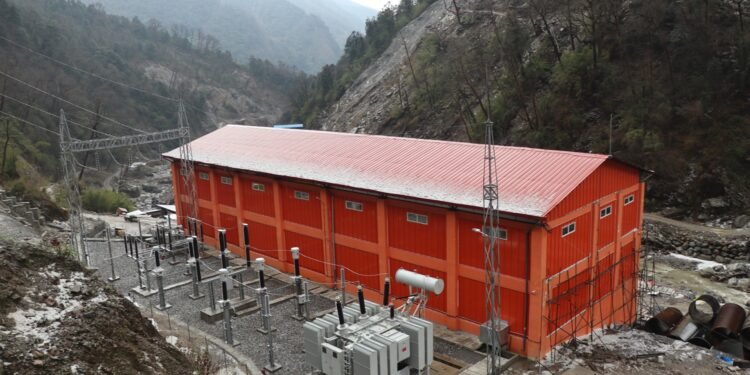 अपर ठूलोखोला जलविद्युत आयोजनाद्वारा उत्पादित विद्युत केन्द्रीय ‘लाइन’मा जोडियो