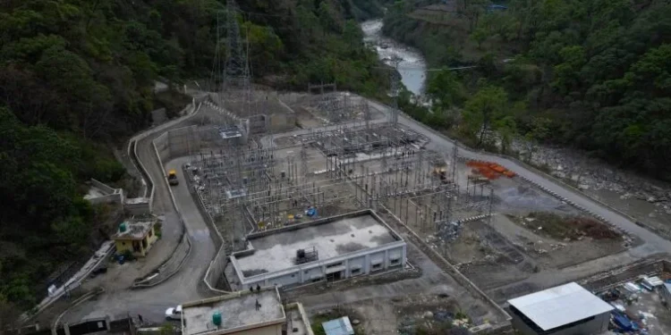 डाँडाखेत–राहुघाट प्रसारण लाइन निर्माणका क्रममा तीन करोडभन्दा बढी मुआब्जा वितरण