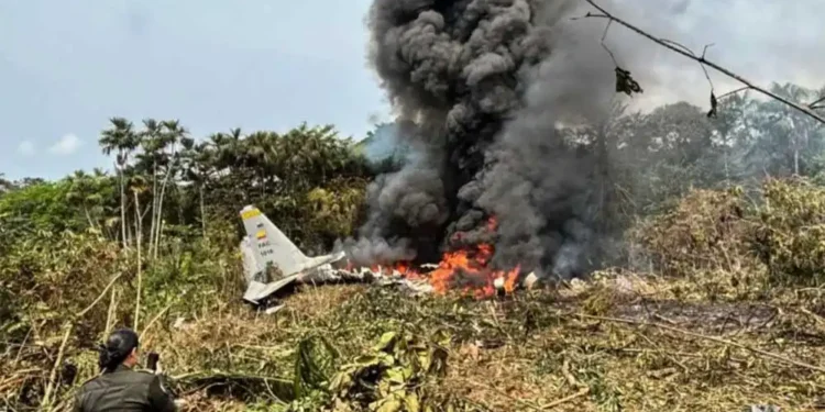 कोलम्बियामा वायुसेनाको विमान दुर्घटना: ३४ सैनिकको मृत्यु, ७० भन्दा बढी घाइते