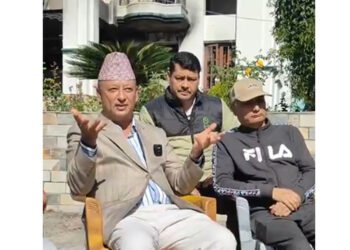 पूर्वमन्त्री दीपक खड्का बुढानीलकण्ठबाट पक्राउ